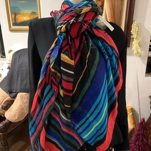 Beautiful linen scarf. Imported